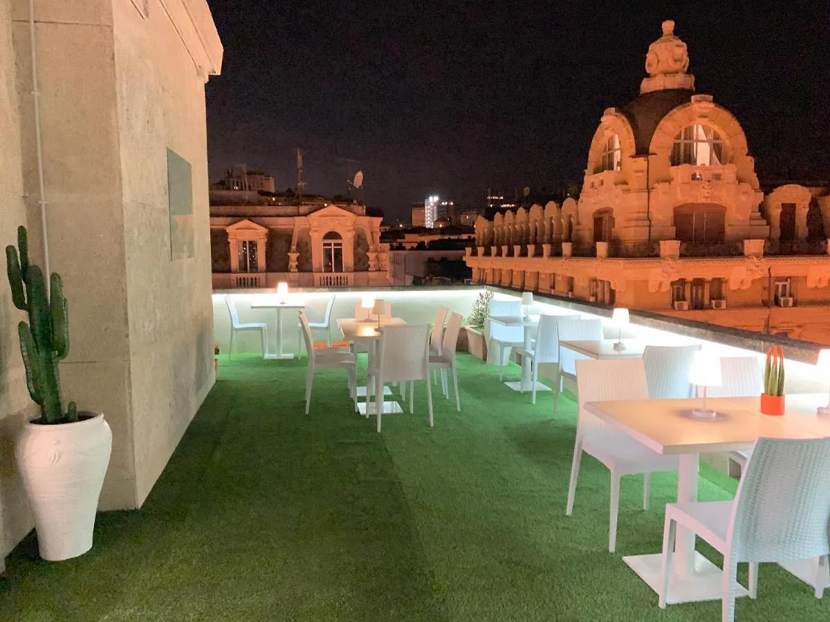 Domus Victoria Otel Cenova