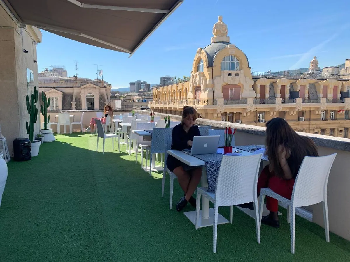Domus Victoria Otel Cenova 0*,