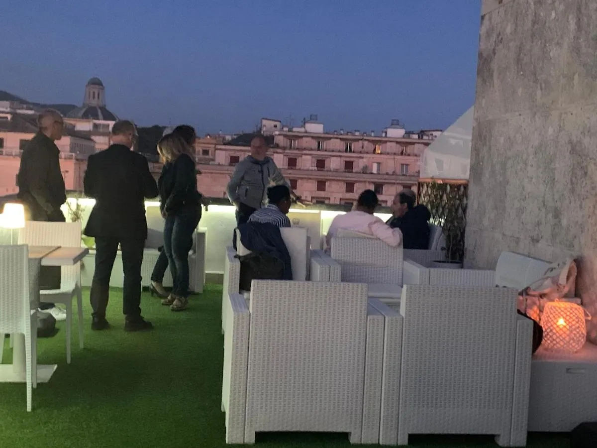 Konukevi Domus Victoria Otel Cenova İtalya